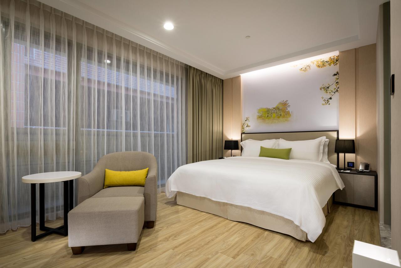 Hotel 星鑽國際商旅 編號315 Tainan Esterno foto