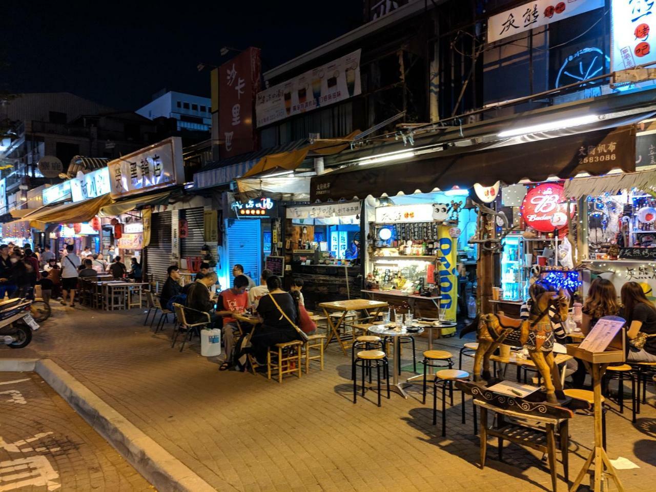 Hotel 星鑽國際商旅 編號315 Tainan Esterno foto
